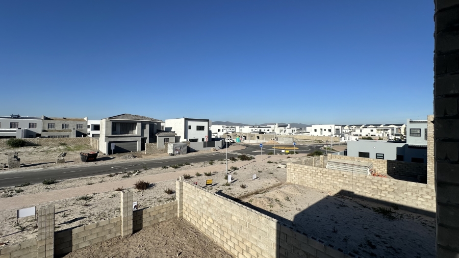 4 Bedroom Property for Sale in Sandown Western Cape